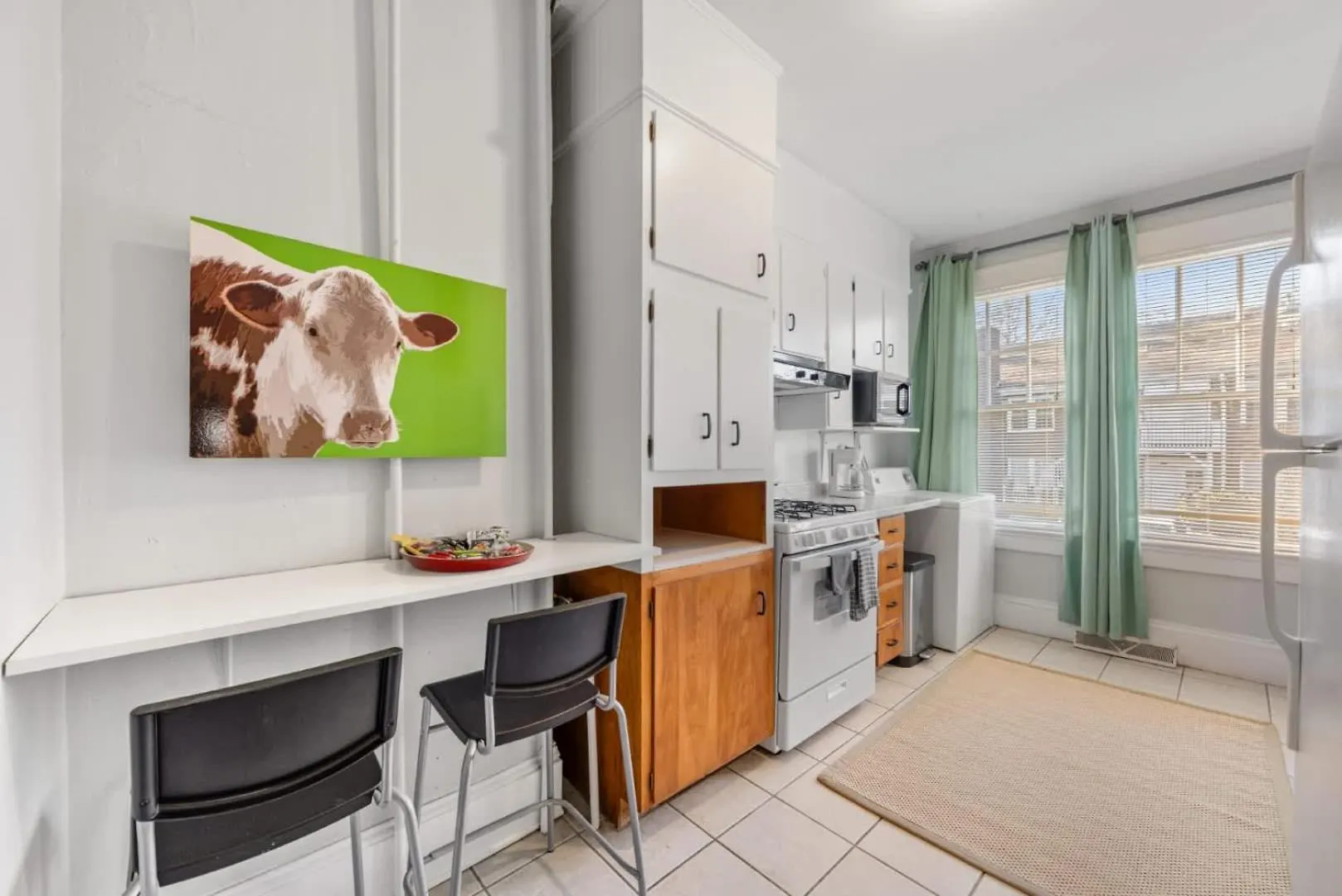 Villa Retro 1Br In Elizabeth With Porch & Eclectic Design Charlotte Ferienhaus